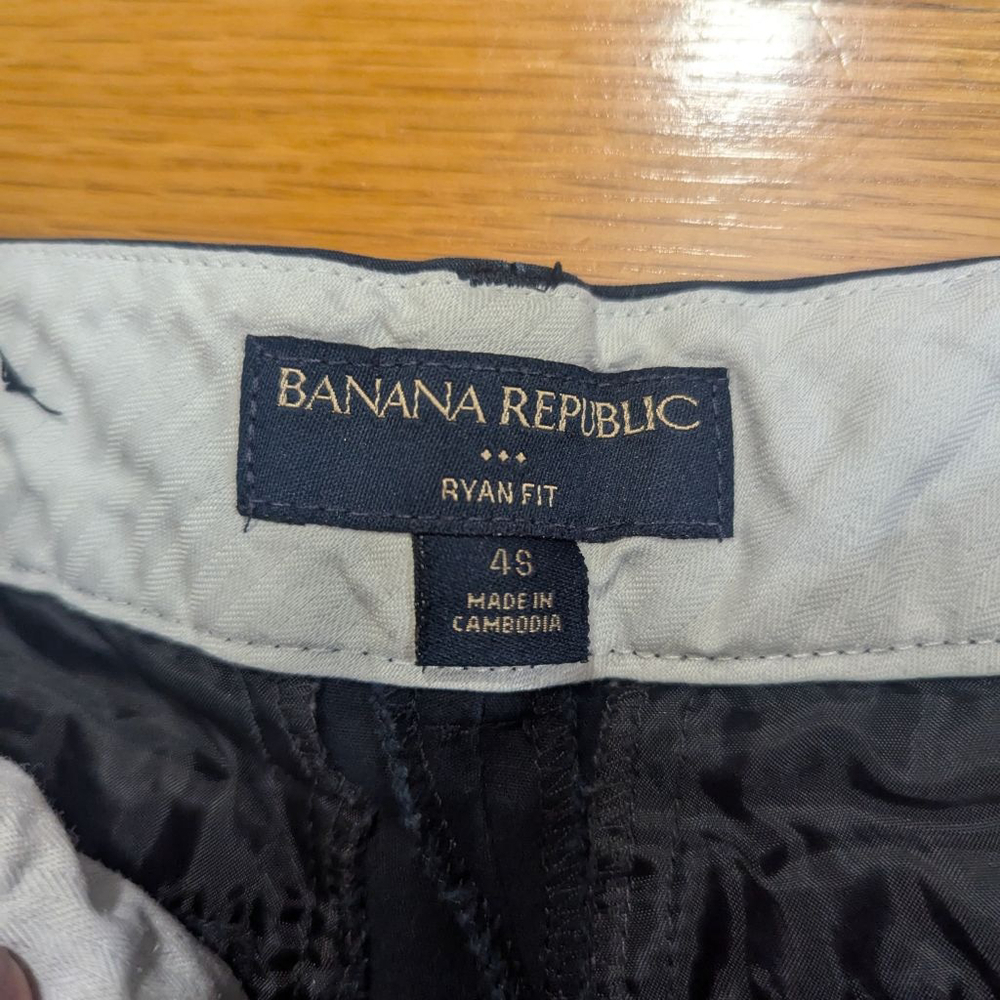 Banana Republic Black Ryan Fit Chino Pants Size 4 Short - Picture 3 of 9